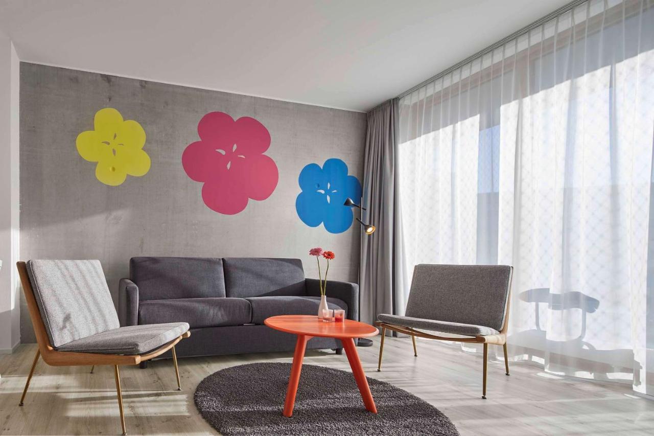 Flowers Hotel Essen Exteriör bild