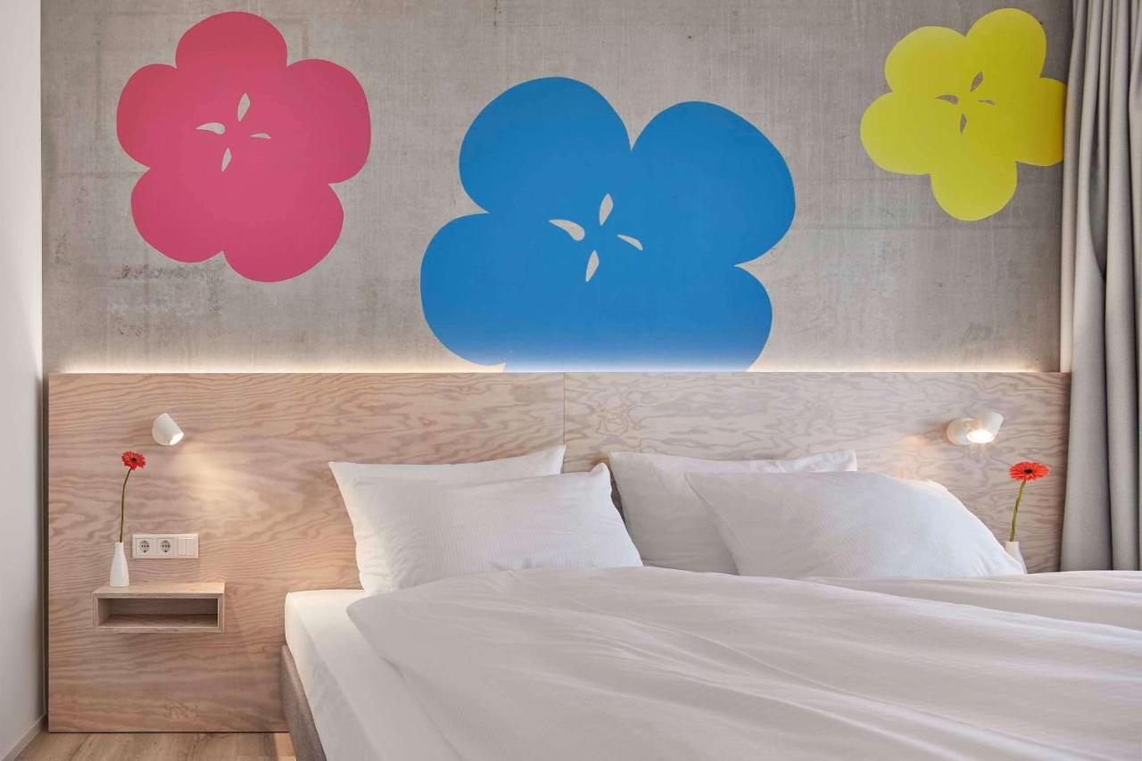 Flowers Hotel Essen Exteriör bild